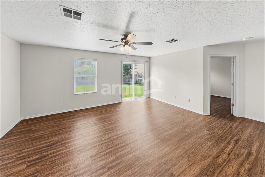 Building Photo - 16557 Allegre Way