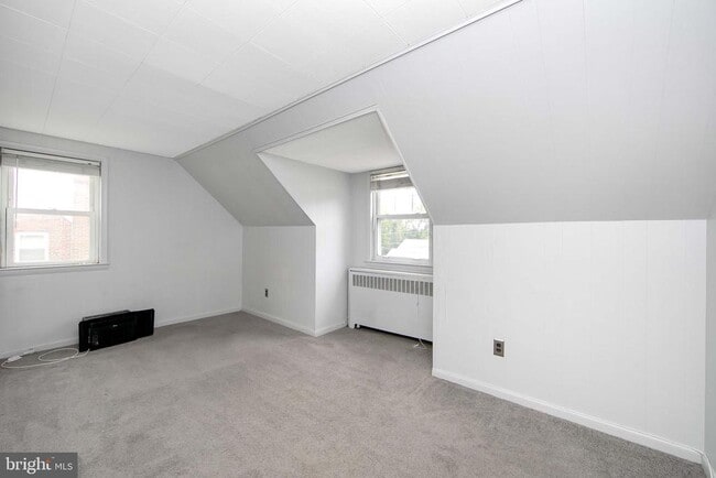 Building Photo - 30 Hendrickson Ave