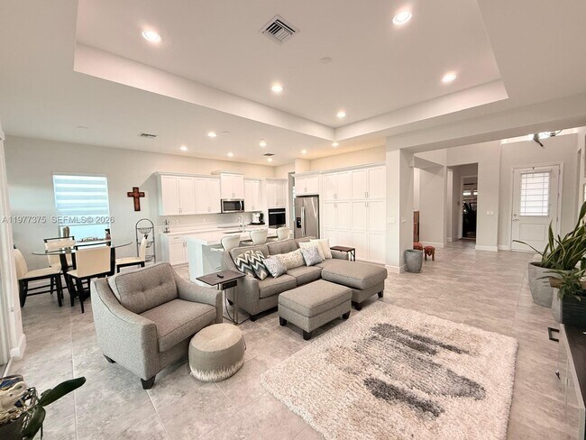 Building Photo - 5426 Pecan Dr