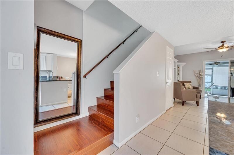 Building Photo - 2683 NE 15th St