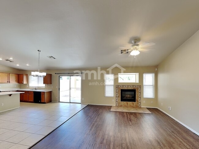 Building Photo - 2510 N 106th Ave