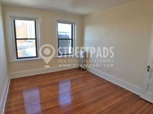 Building Photo - 2 bedroom in Cambridge MA 02139