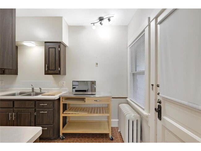 Building Photo - 971 Goodrich Ave