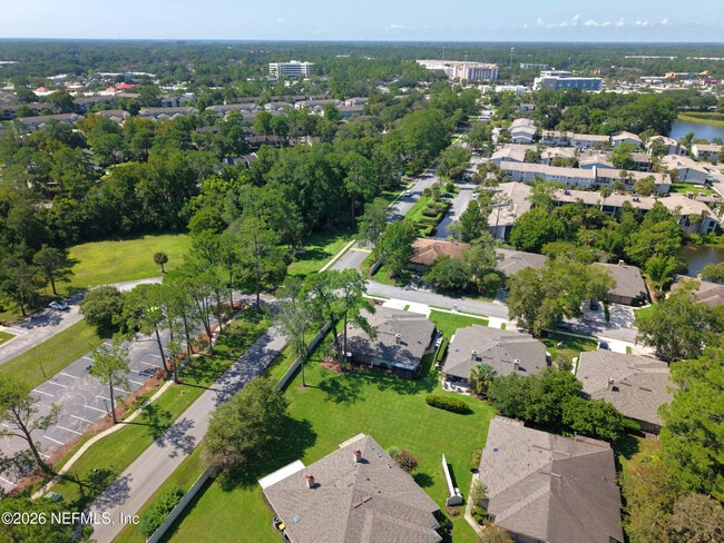Building Photo - 9351 Arbolita Way