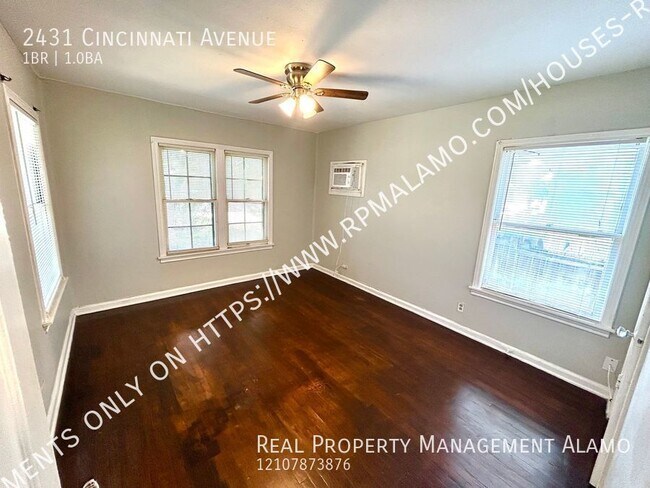 Building Photo - ** Application received** Convenient 1 Bed...