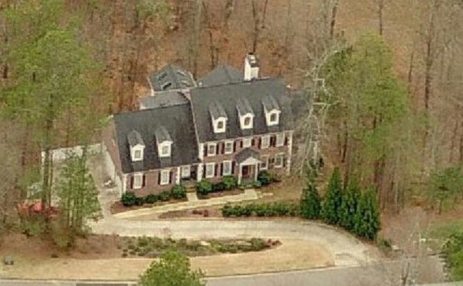 Primary Photo - 260 Boulder Dr