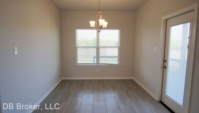 Building Photo - 4 br, 3.5 bath House - 124 Hunters Ranch