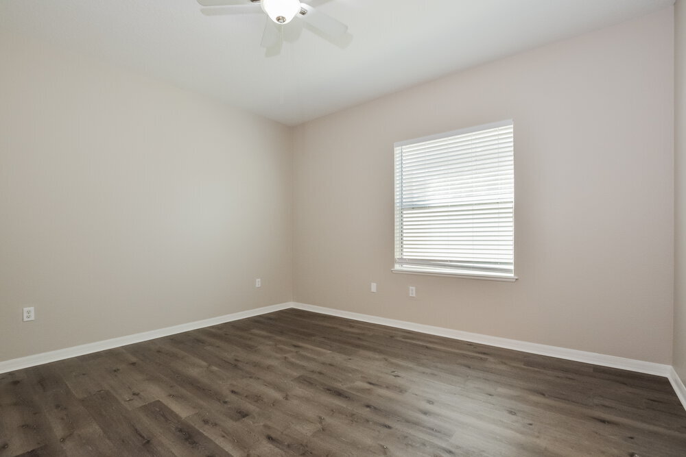Building Photo - 5471 Silver Thistle Ln