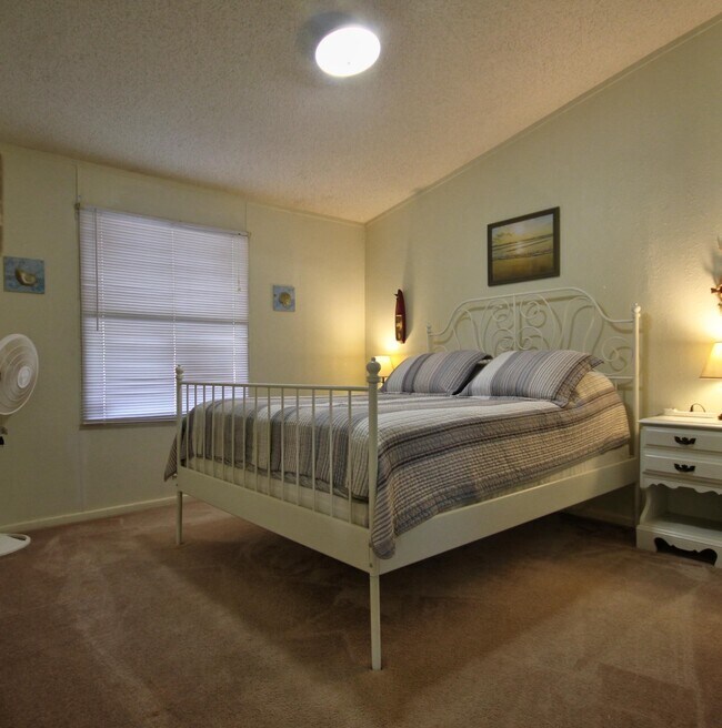 Building Photo - 1504 TX-261