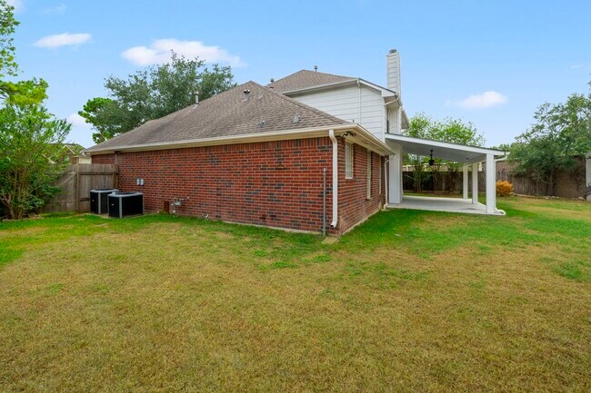 Building Photo - 1505 Hickory Ct