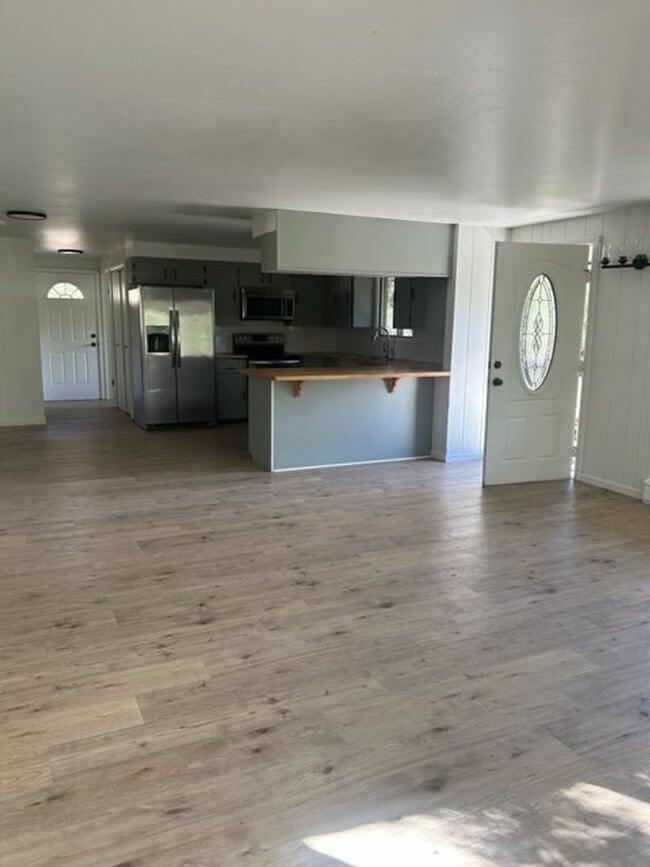 Building Photo - Private House in Glenwood Springs