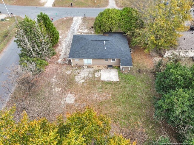 Building Photo - 1110 Barwin Dr