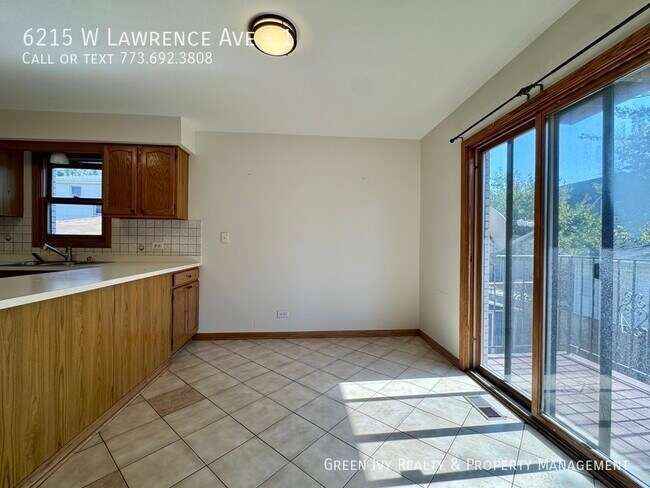 Building Photo - 6215 W Lawrence Ave