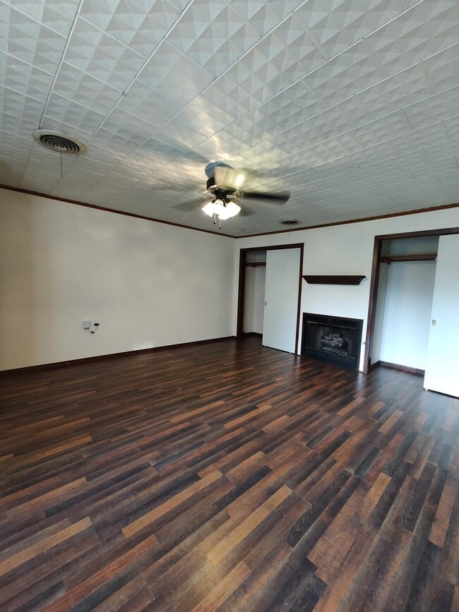 Building Photo - 1110 Johnson Ave