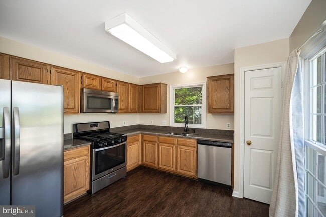 Building Photo - 17 Banbury Ct