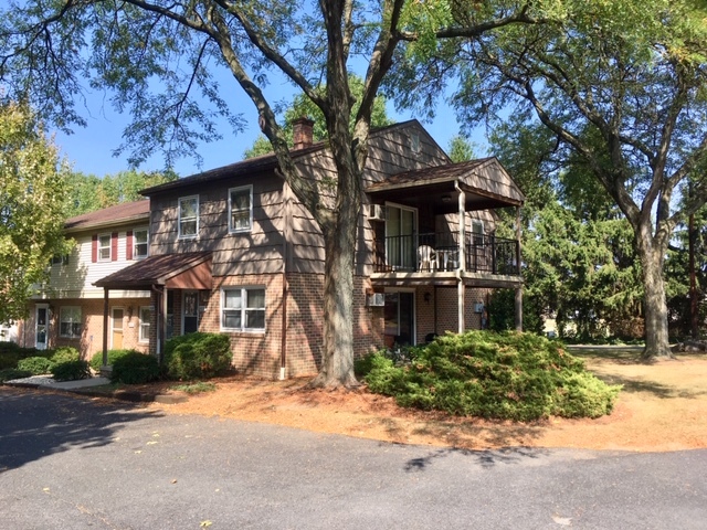 Building Photo - East Side Village