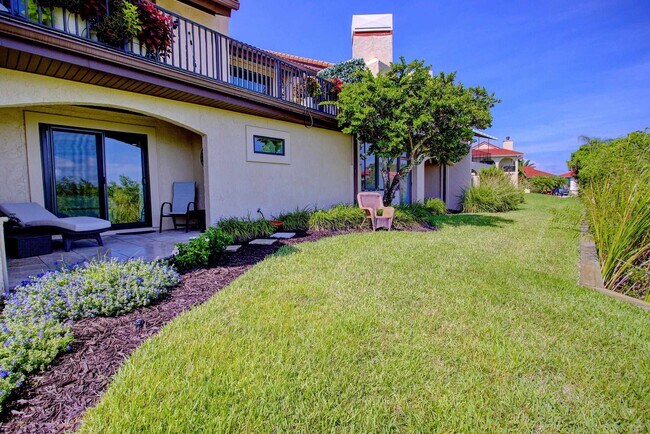 Building Photo - 3431 Harbor Dr
