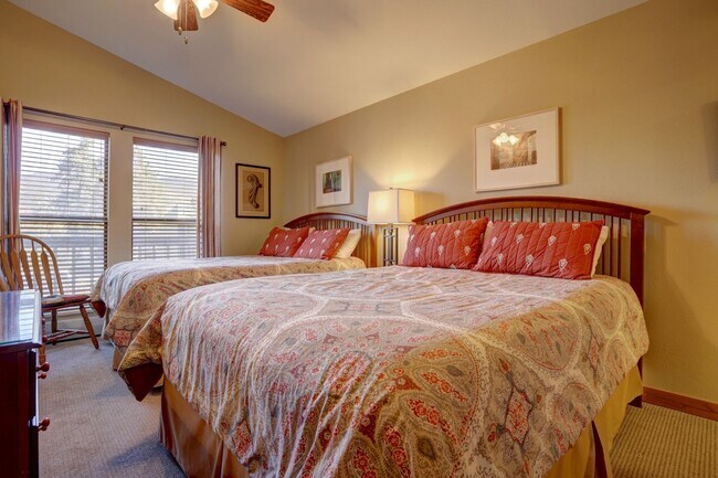 Building Photo - 2 BDR 2 BATH UPDATED  Lake Dillon Condo WI...