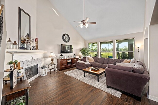 Building Photo - 11506 Aucuba Ln