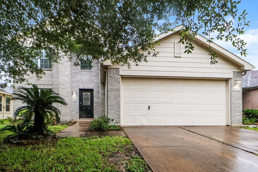 Primary Photo - 16135 Cole Bridge Ln