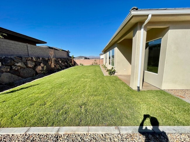 Building Photo - Four-Bedroom Home Near Shooting Star Park in Washington Fields