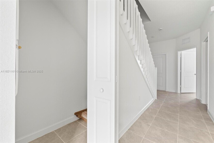 Building Photo - 12154 NW 24th Ct