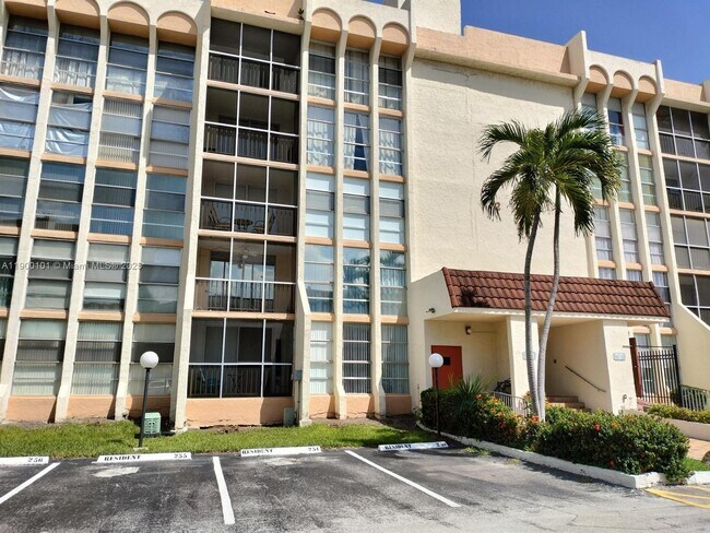 Building Photo - 851 Three Islands Boulevard