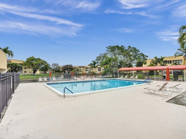 Building Photo - 5750 NW 64th Ave