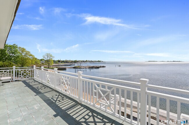 Building Photo - 34 Shorehaven Rd