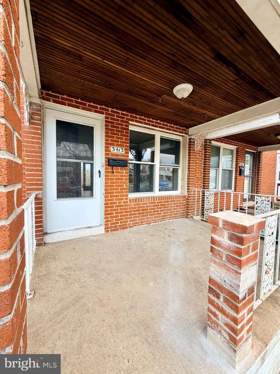 Building Photo - 3413 Wallford Dr