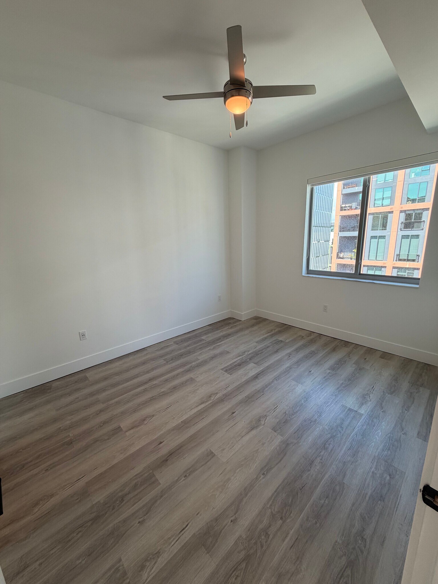 Building Photo - 147 NW 32nd St