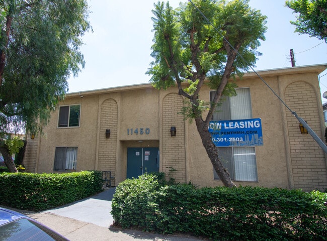 Building Photo - 11450 Calvert St