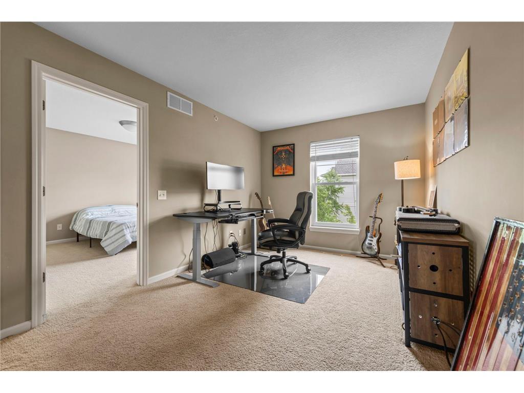 Building Photo - 12225 82nd Ave N