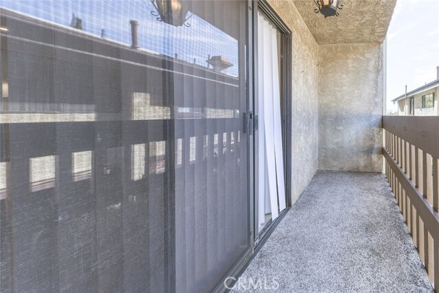 Building Photo - 465 Ivy St