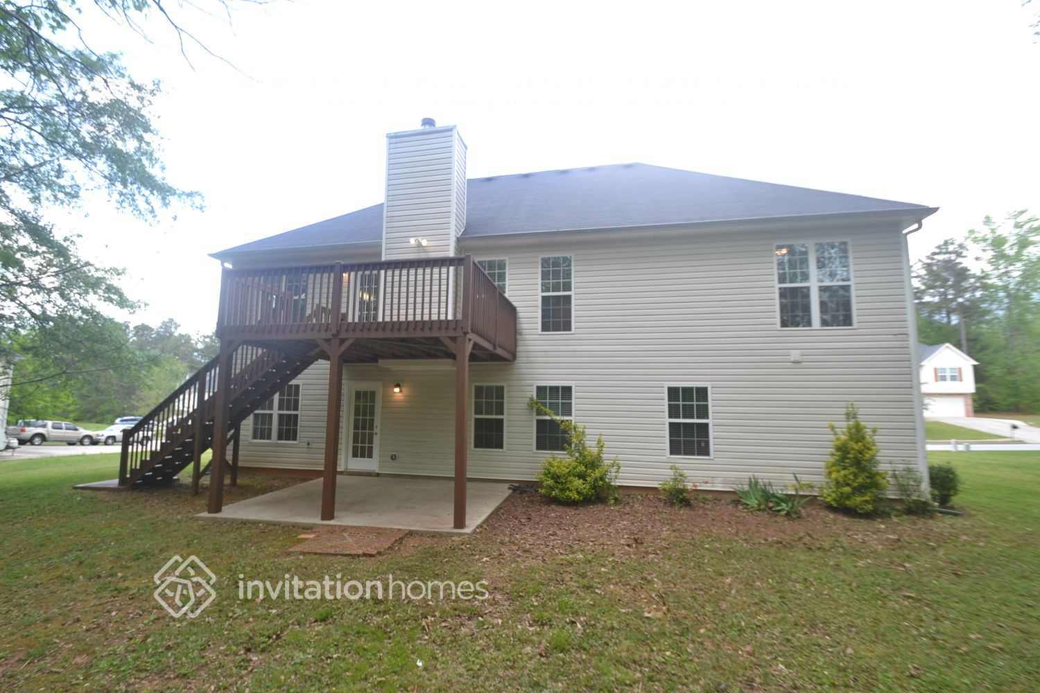 Building Photo - 5721 Flowers Ridge SW