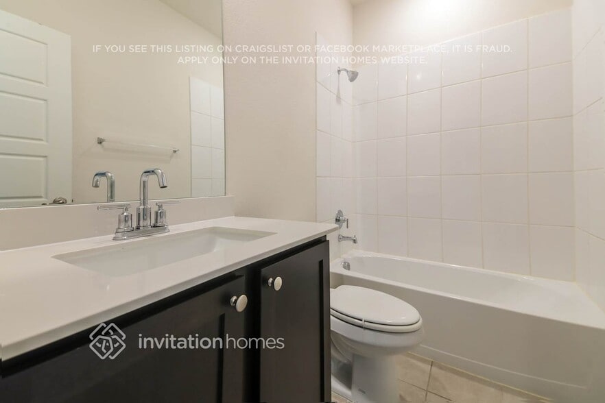 Building Photo - 7417 Alfriston Pl