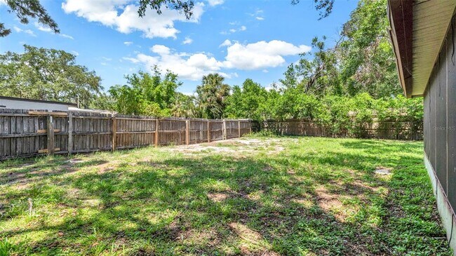 Building Photo - 1209 Alcazar Way S