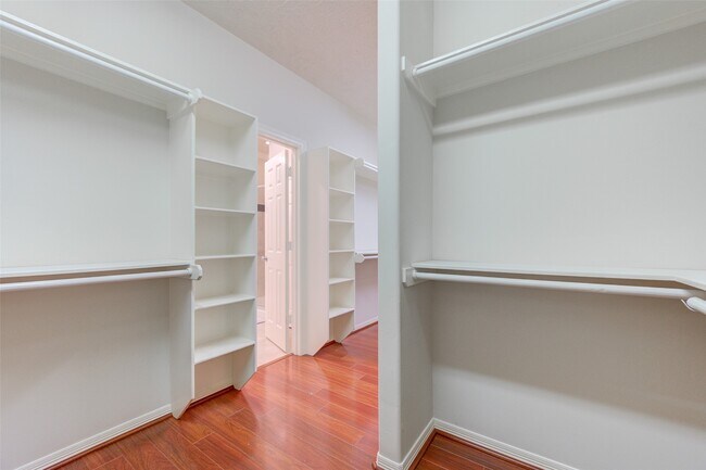 Building Photo - 1147 Sopris Dr