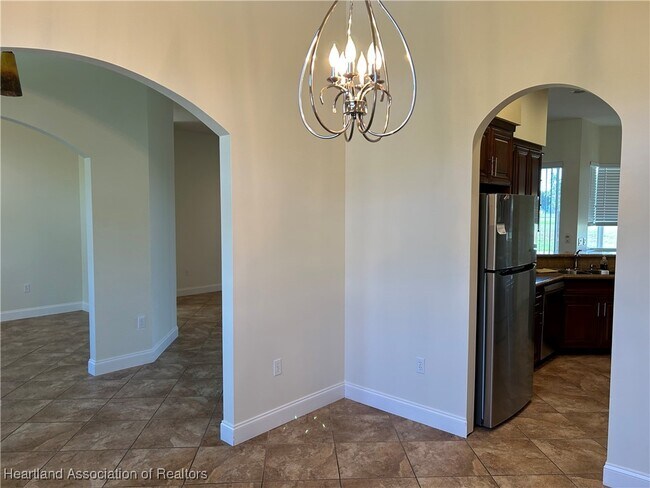 Building Photo - 6200 Pebble Ln