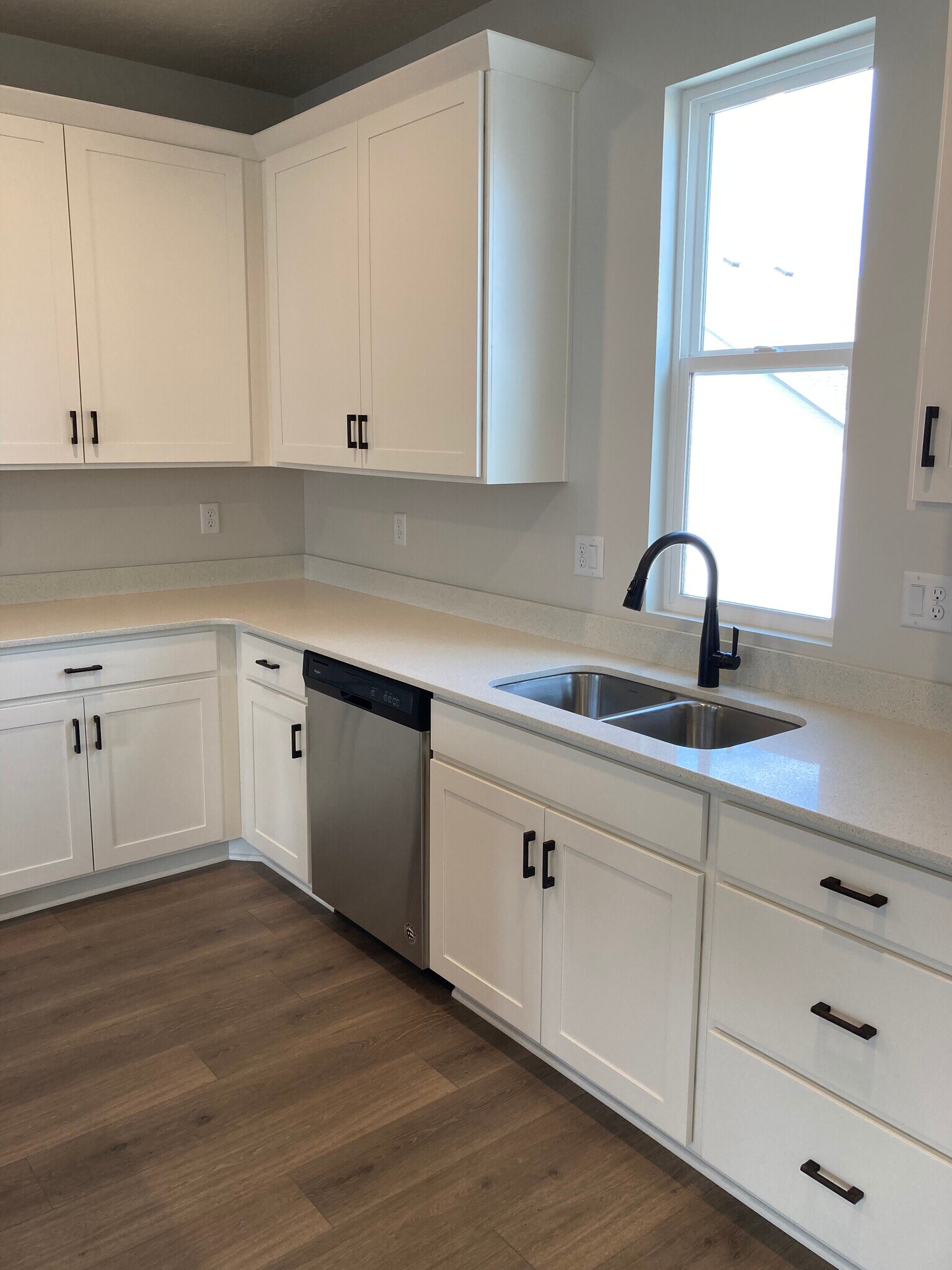 Spacious Kitchen - 11321 S Prosperity Rd