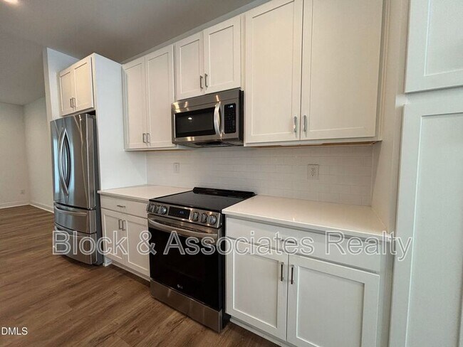 Building Photo - 5710 Parker Pnes Ct