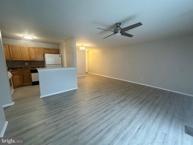 Building Photo - 1103 Woodhollow Dr