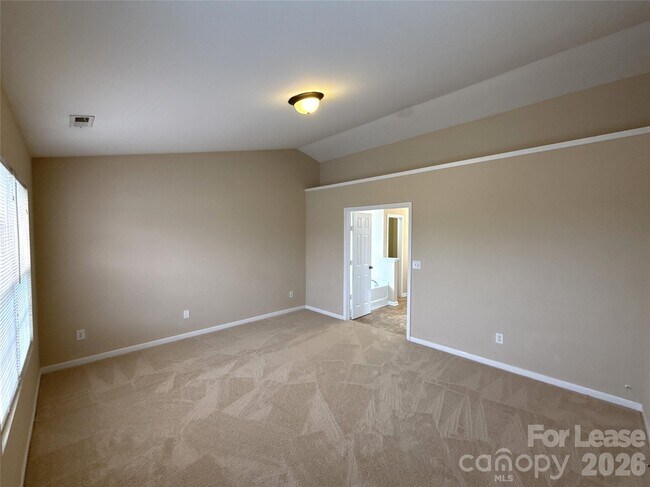 Building Photo - 13802 Plowdon Ct