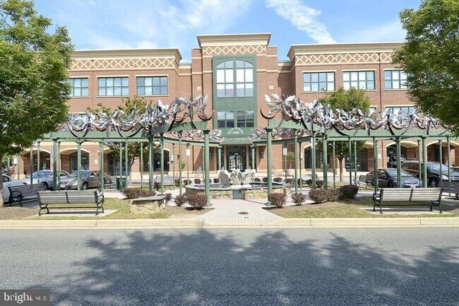 Building Photo - 52 Golden Ash Way