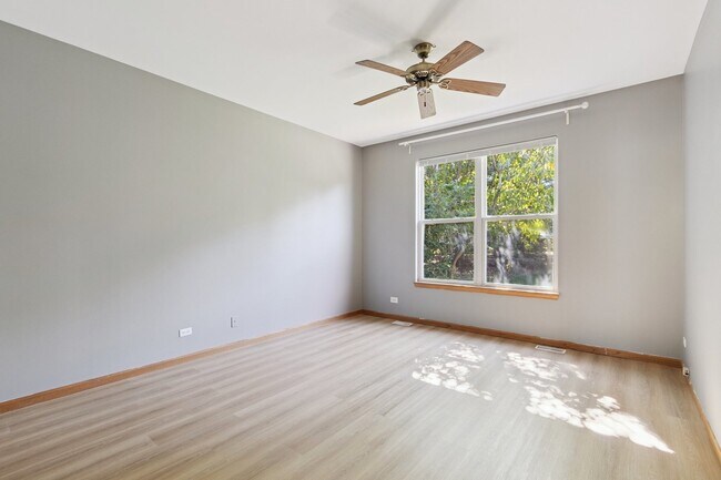 Building Photo - 3403 Green Pastures Ln