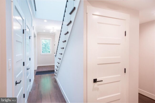 Building Photo - 224 Percheron Ct