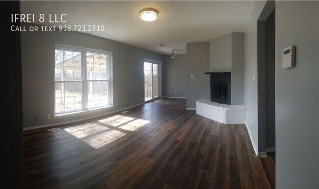 Building Photo - 16416 E 1st Pl