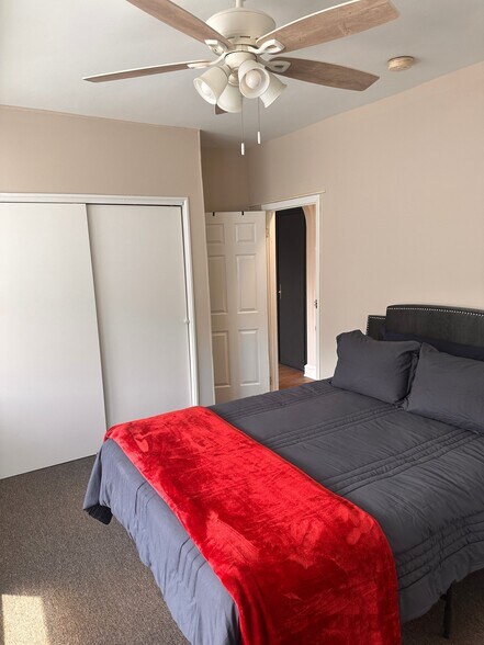 Building Photo - 5400 Lebanon Ave