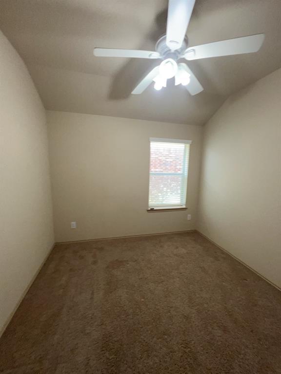Building Photo - 5306 Jay Thrush Dr