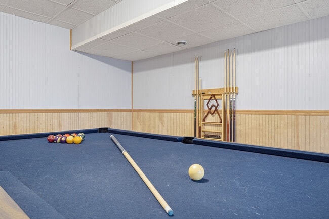 Building Photo - 6368 Manchester Ave NE